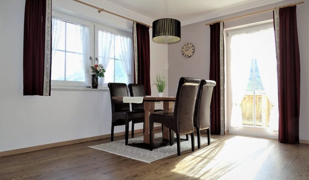 window curtains in Dubai