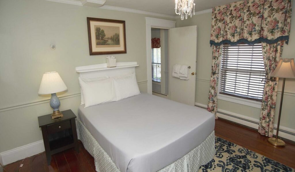 bedroom curtains in Dubai