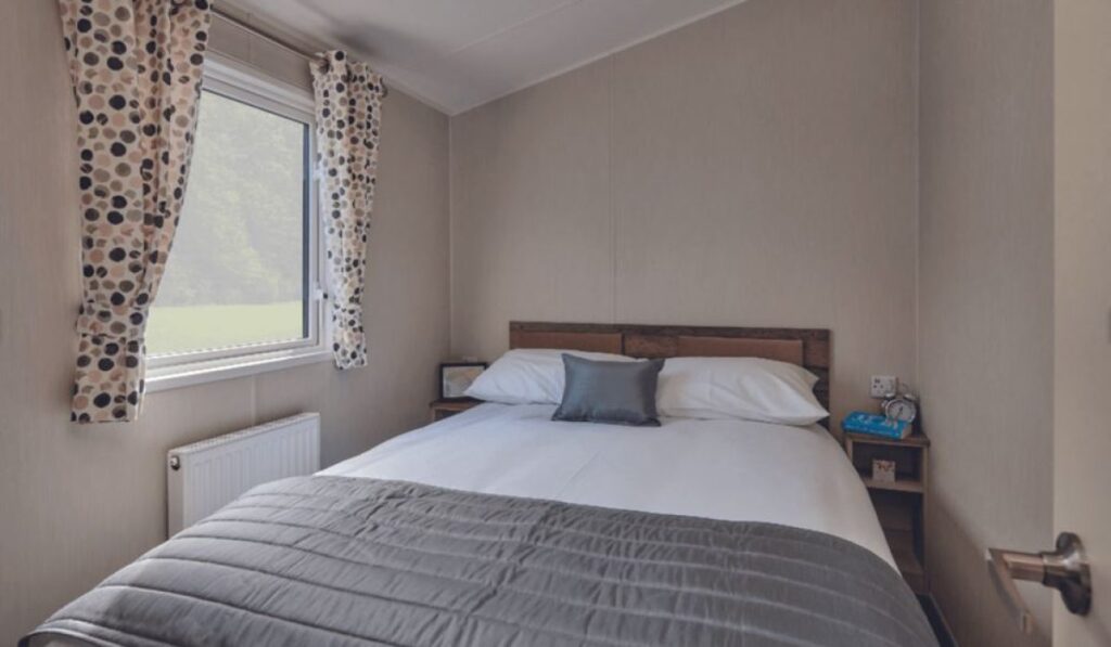 bedroom curtains in Dubai