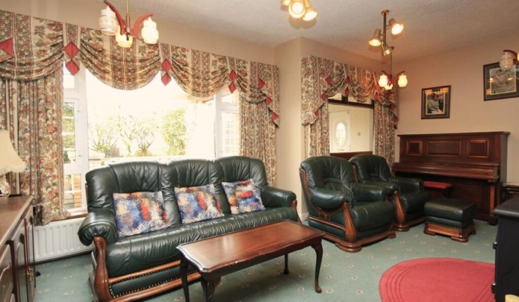 living room curtains in Dubai