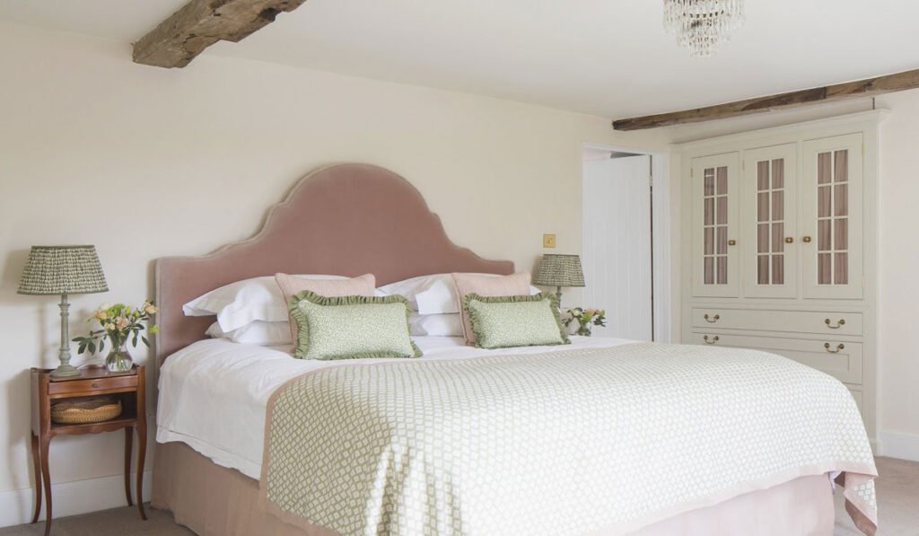 bedroom curtains in Dubai