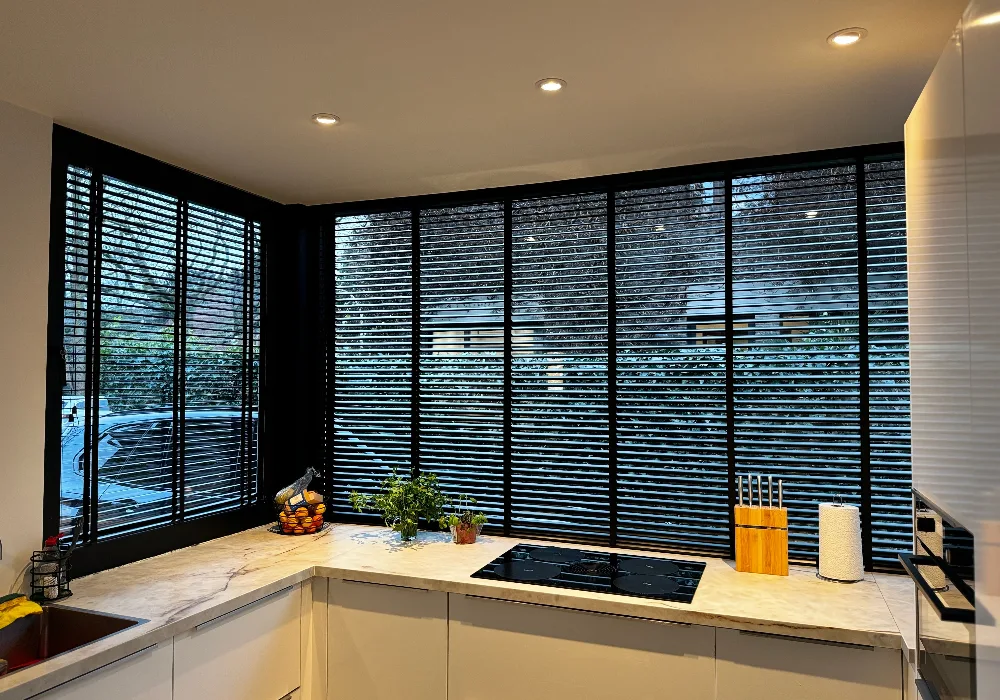 Aluminum blinds In Dubai