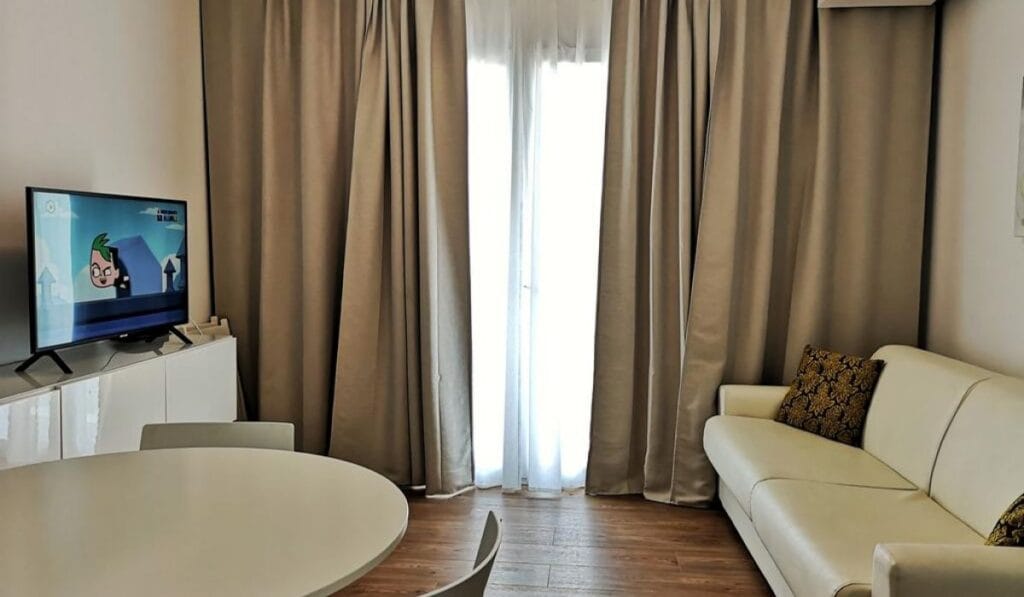linen curtains in Dubai