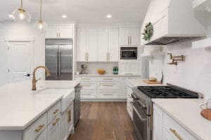Kitchen Cabinets in Dubai
